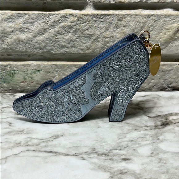 Bath & Body Works Handbags - Disney Princess Cinderella  Coin Purse NWT Bath And Body works.